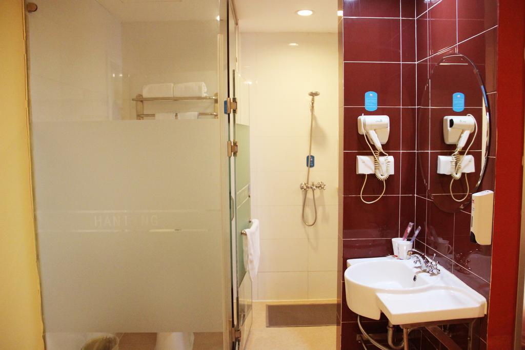 Hanting Express Shanghai Xinzhuang South Square Rom bilde